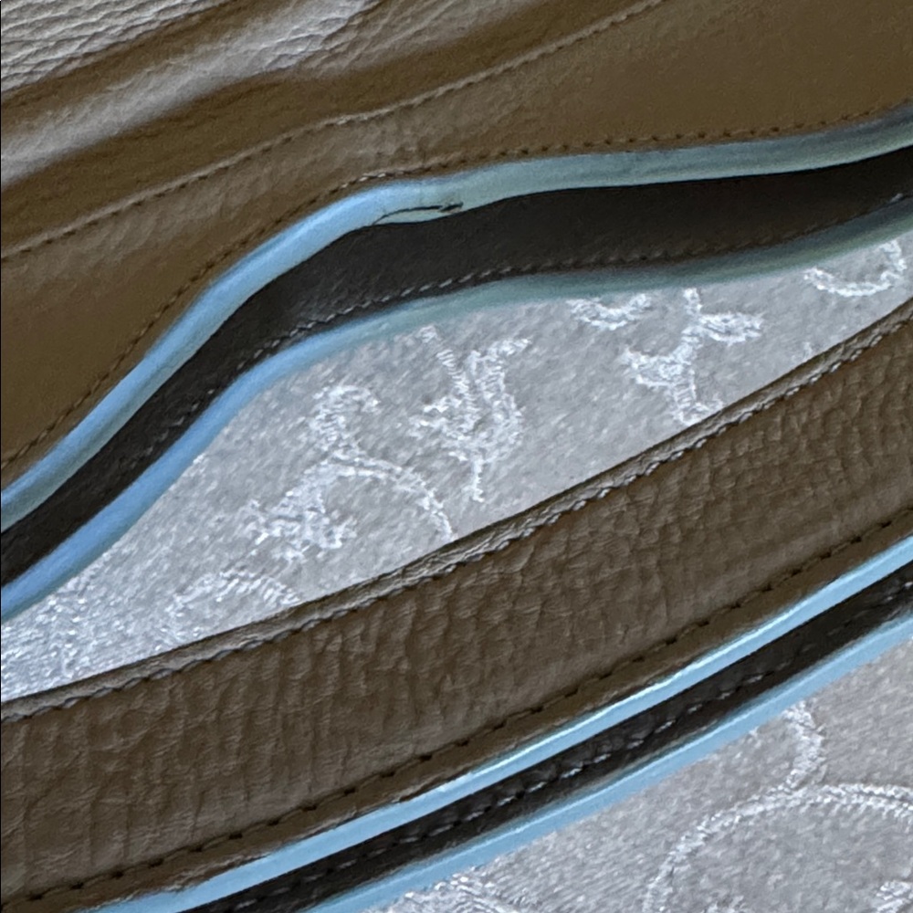 Barr & Barr Gray Leather Fold Over Bag - Picture 15 of 16